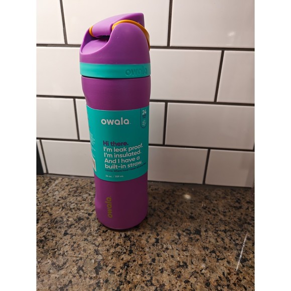 Owala FreeSip Stainless Steel Water Bottle / 24oz / Color: Hint of Grape - Picture 1 of 3